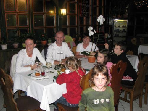 زلاكاروس Aranyszarvas-Goldener Hirsch Pension المظهر الخارجي الصورة