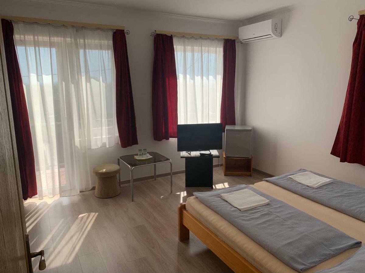 زلاكاروس Aranyszarvas-Goldener Hirsch Pension المظهر الخارجي الصورة